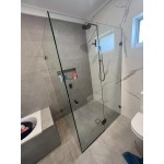 Jara Square Shape Frameless Shower Screen 850 * 850 * 2000mm